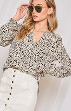 Load image into Gallery viewer, Toronto Long Sleeve Spotted Blouse

